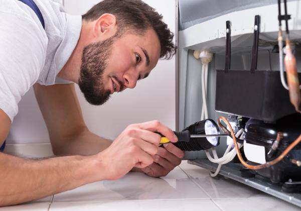 HVAC apprenticeship students on campus