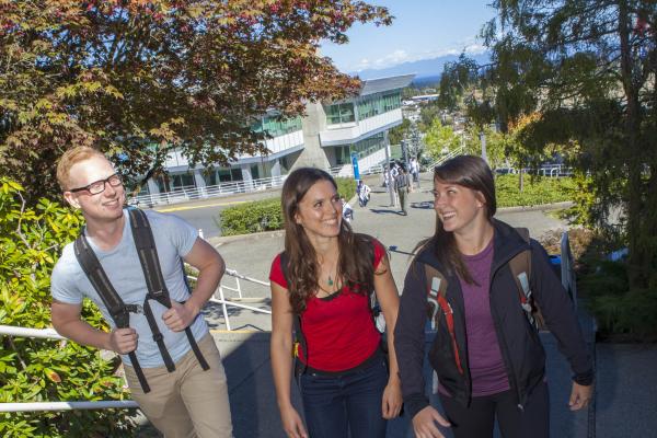 A group of the Activity Assistant Certificate Students on campus