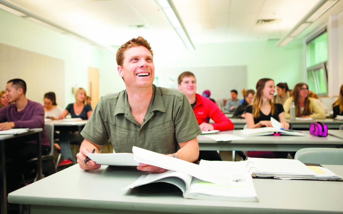 Students of the Bachelor of Education - Post Baccalaureate Degree in class