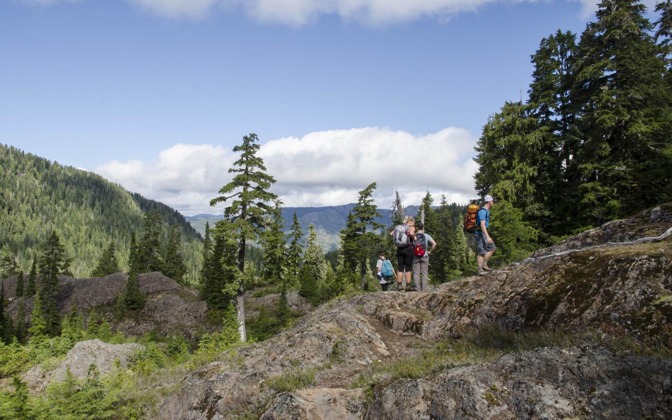 Earth Science's Students on a field trip in the mountains